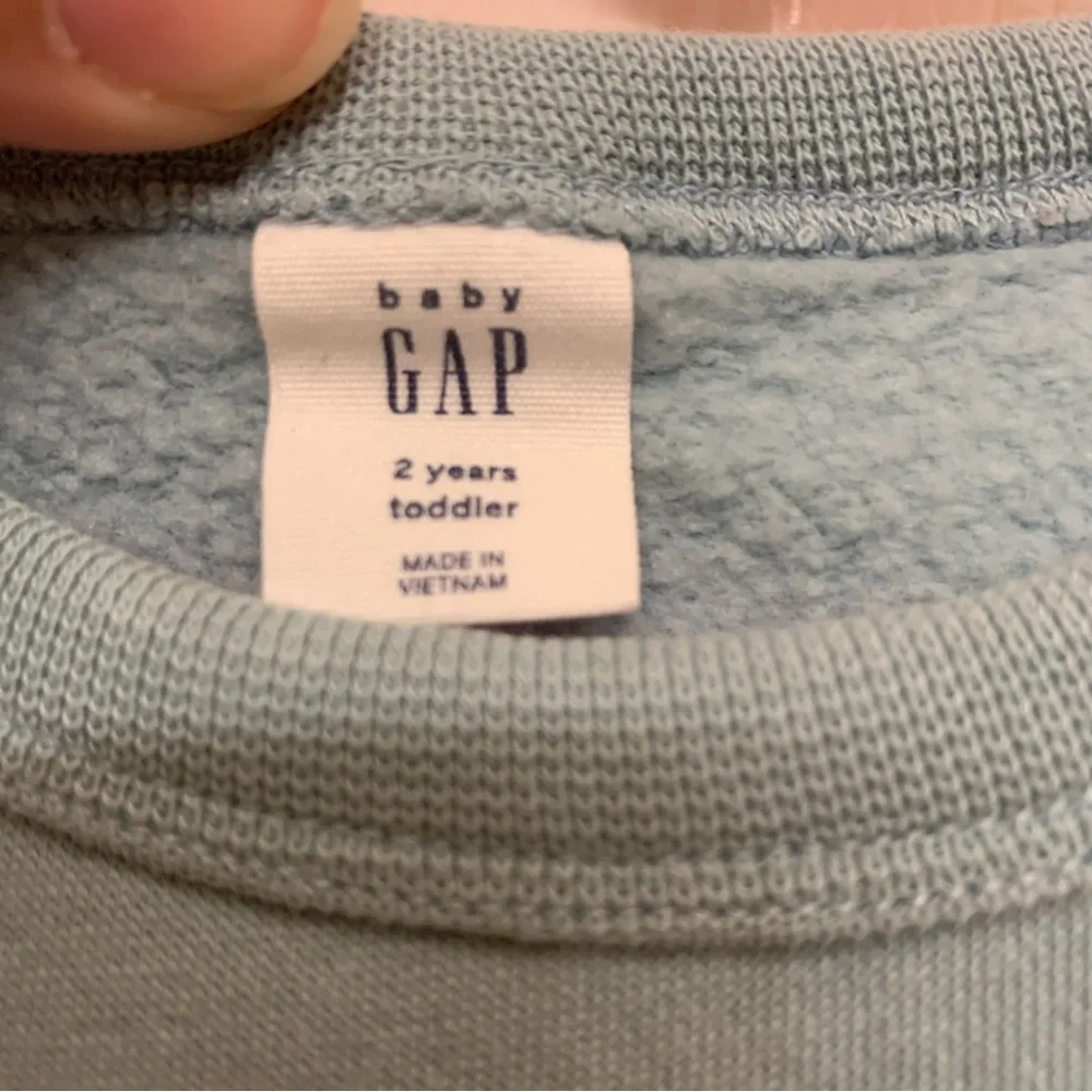 Baby Gap sweater‎ 2T